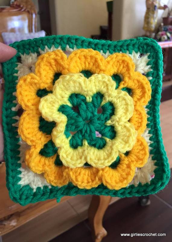 free crochet pattern, for beginners, easy, flower granny square