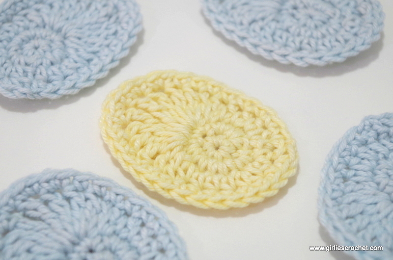 free crochet pattern, easter egg embellishment, easy, photo tutorial, thread crochet