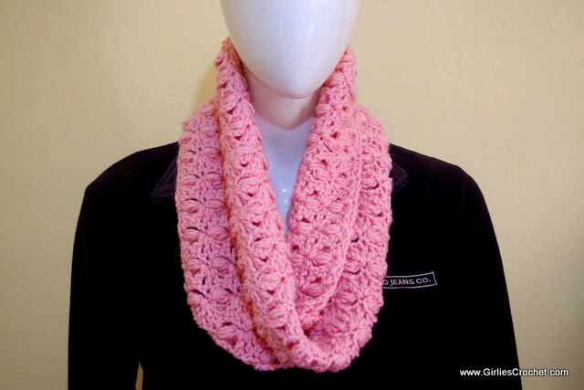 free crochet pattern, elizabeth crochet scarf, photo tutorial, puff stitch
