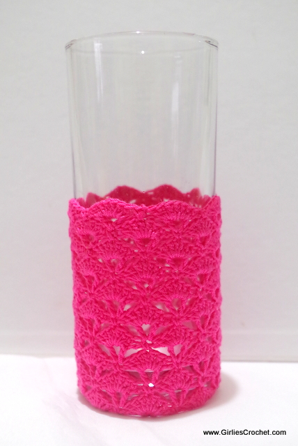 Free crochet pattern: Petunia Glass Holder