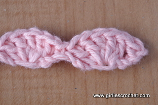 Create Your Own Handmade Crochet Shell Washcloth: A Charming Bathroom Essential